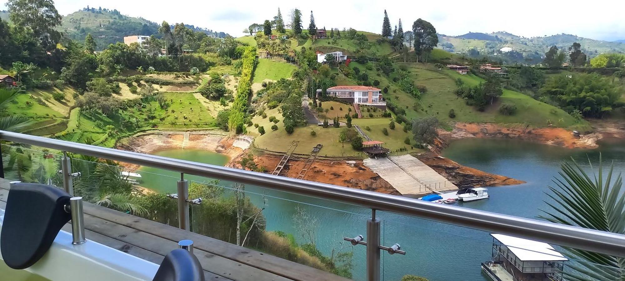 Hotel Mirador Cielo Blue El Penol  Luaran gambar