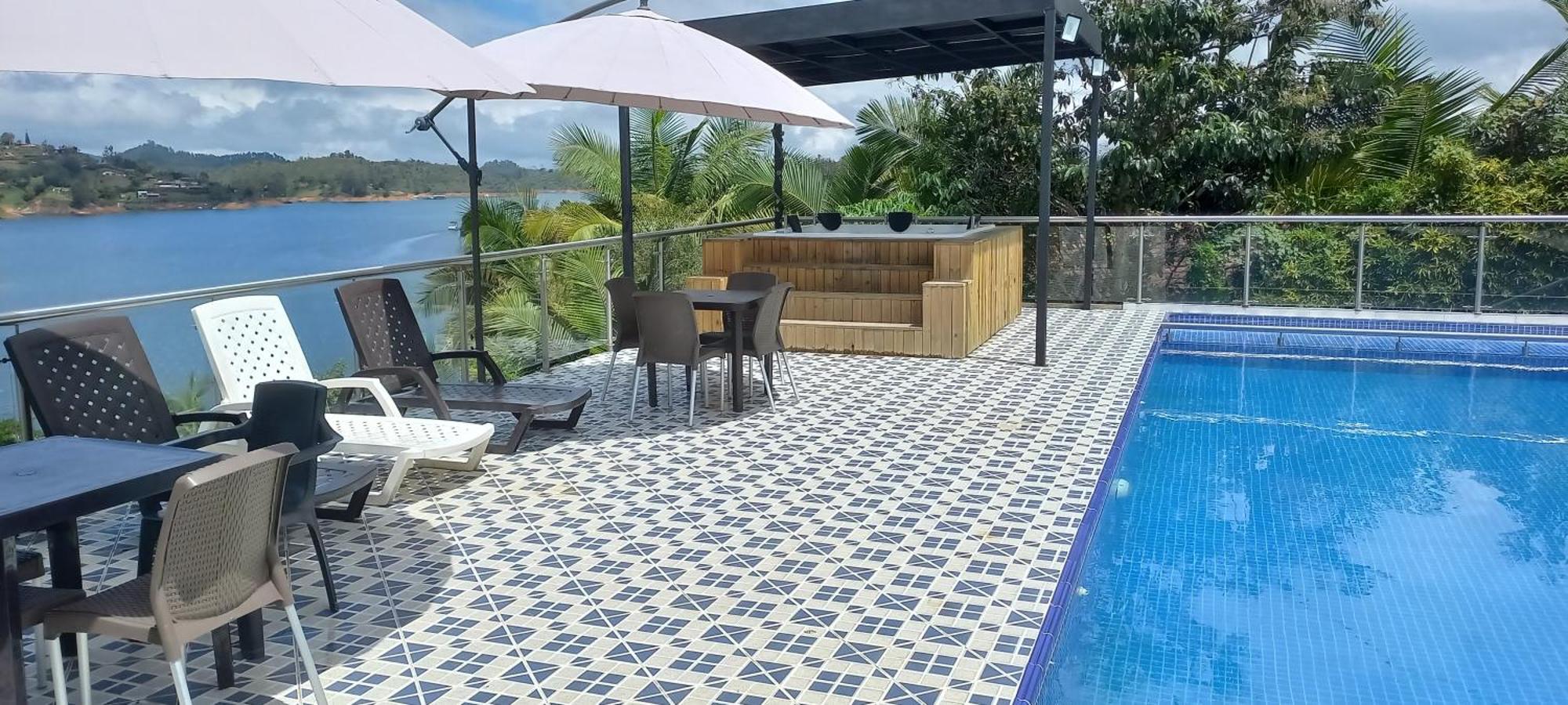Hotel Mirador Cielo Blue El Penol  Luaran gambar