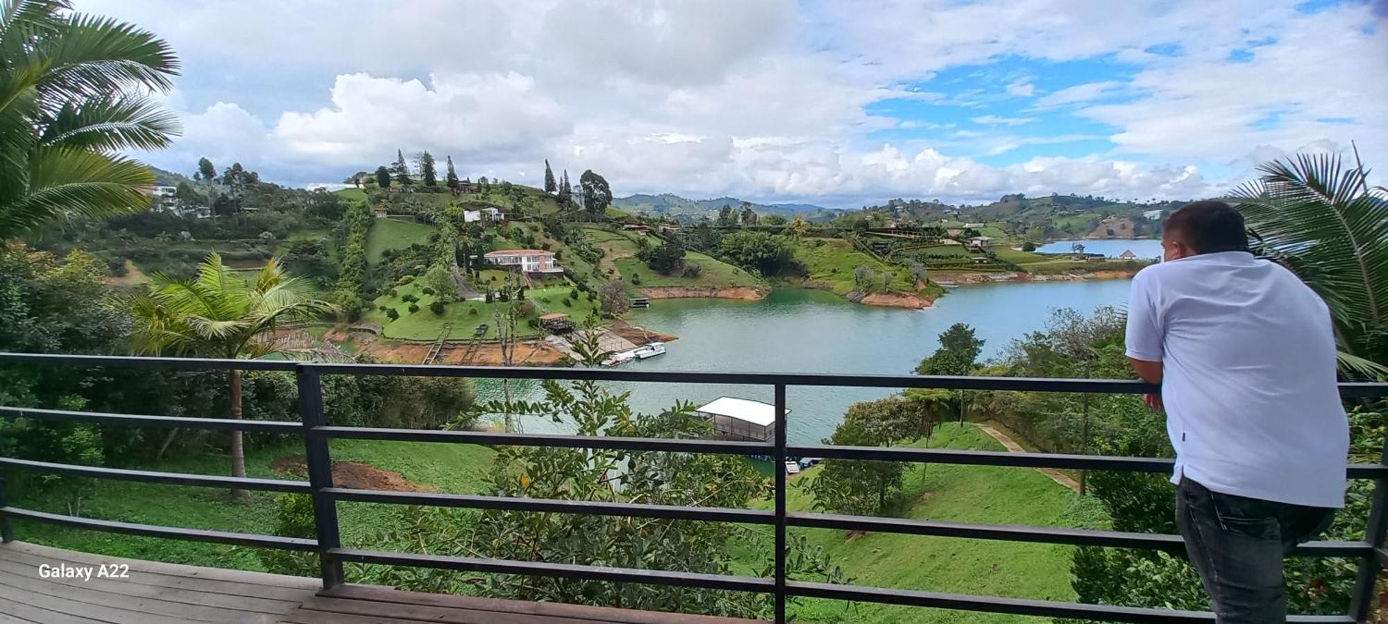 Hotel Mirador Cielo Blue El Penol  Luaran gambar